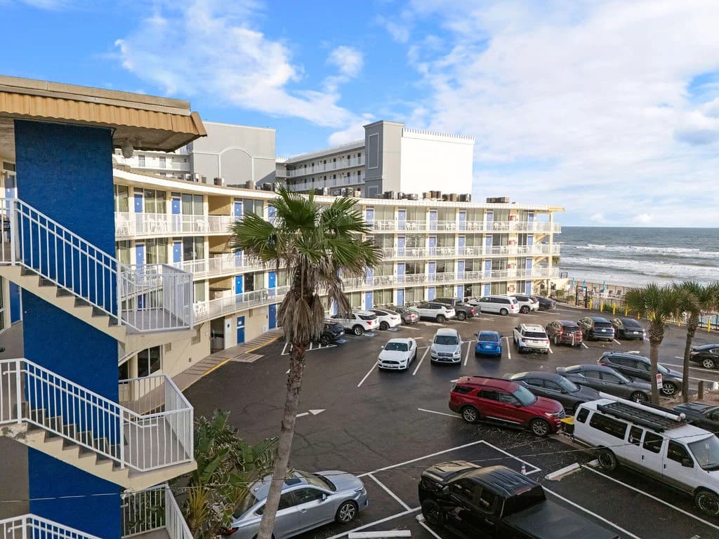 Oceanfront resort with parking area and direct beach access